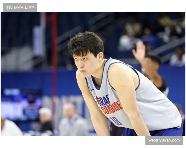 新帅首秀获胜 杨瀚森未获重用 末节表现成焦点