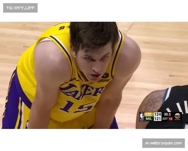 里夫斯：比赛至关重要 我们打球就是为了此刻的辉煌