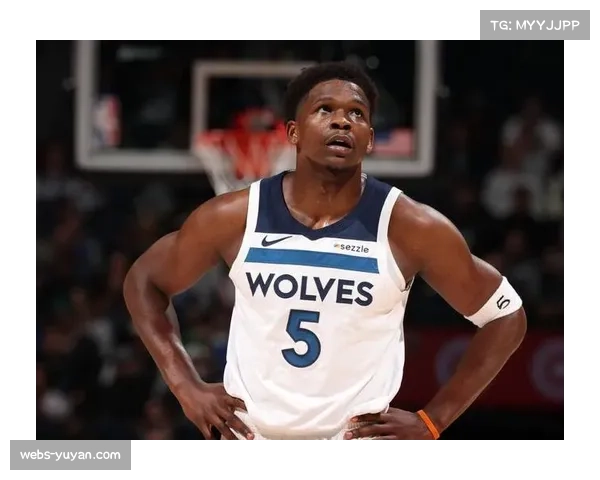 爱德华兹关键封盖锁定胜局 森林狼终结雷霆连胜